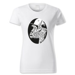 Majom baseball sapkában