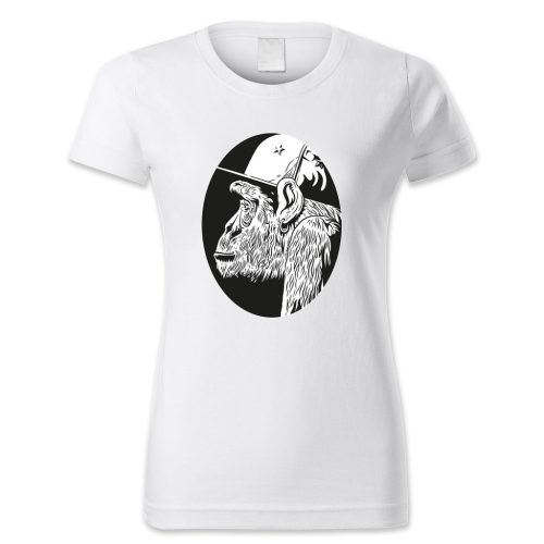 Majom baseball sapkában