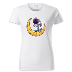 Asztronauta gördeszkázik a holdon