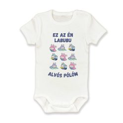 Ez az én Labubu alvós pólóm, Labubu